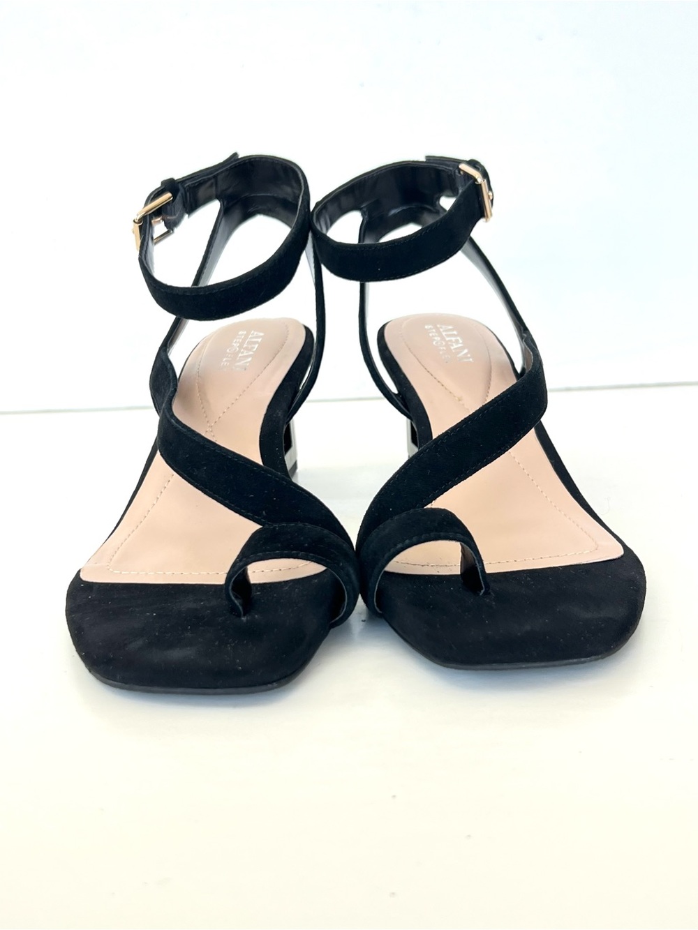 ALFANI Coreena Black Velvet Square Heel
Ankle Strap Dress Heel Sandal Sz 8 M - Picture 4 of 13
